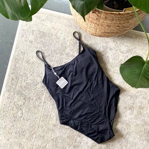 NWT Monday Swimwear Bahamas One Piece